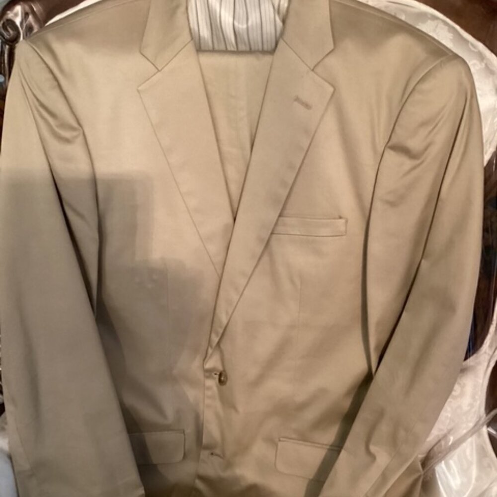 A suit to add to any man's style